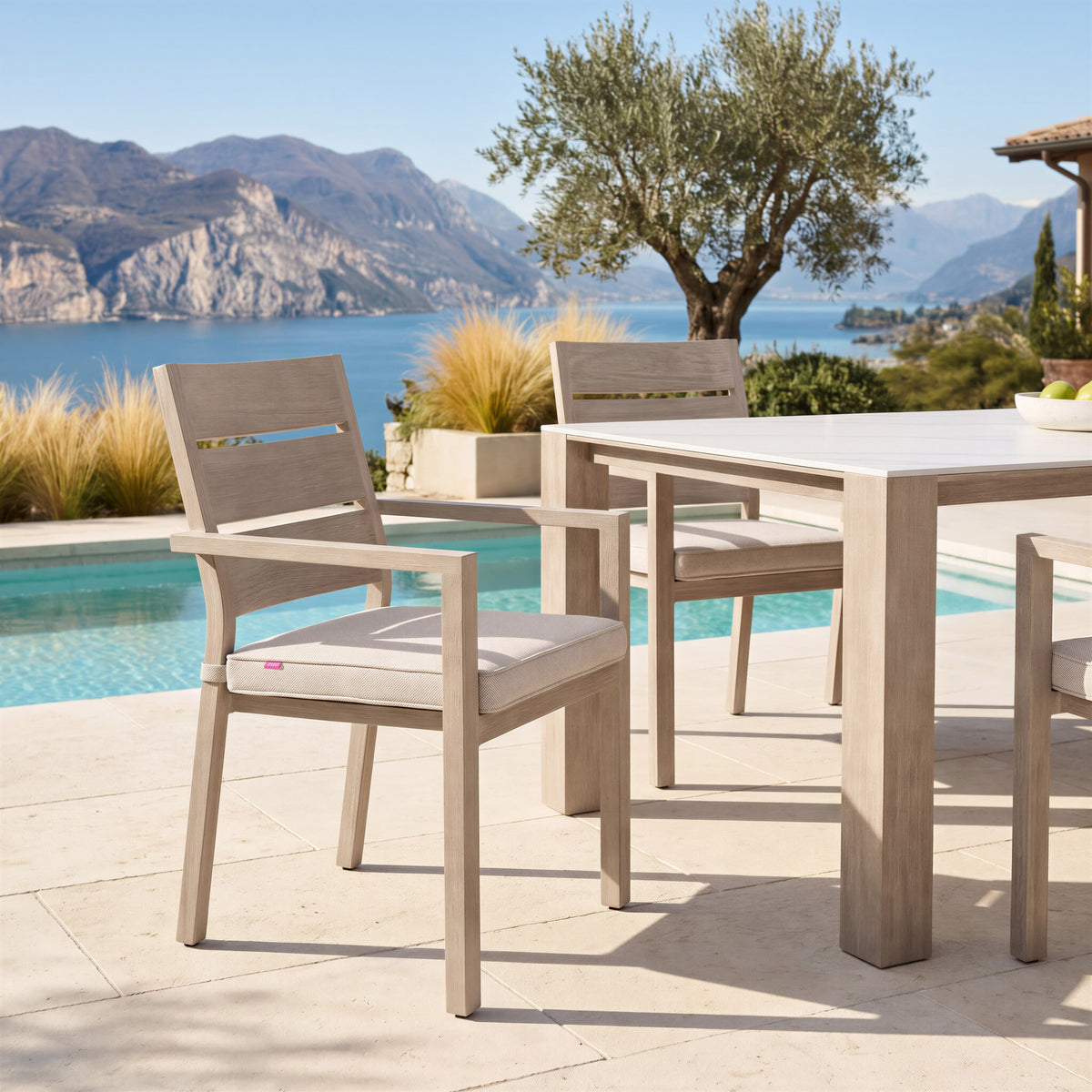 Reefline Dining Chair (Set of 2) Gray
