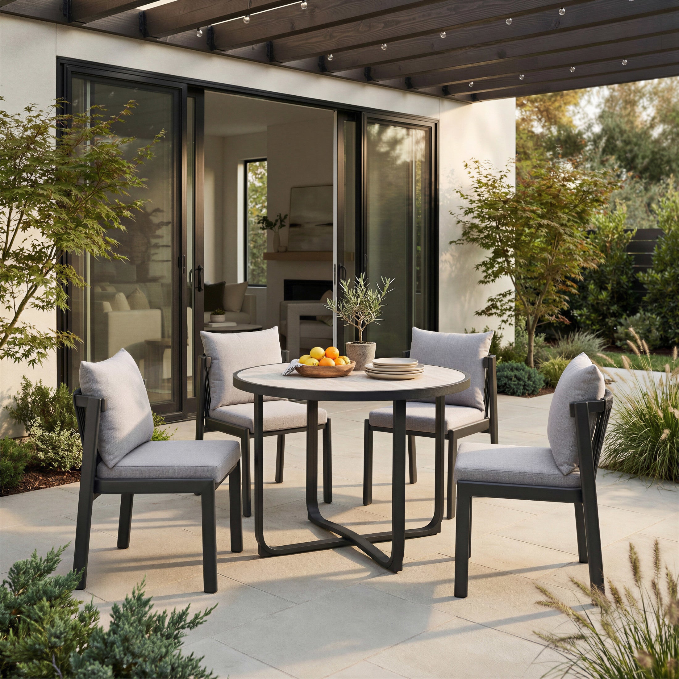 Noctan Dining Table Black
