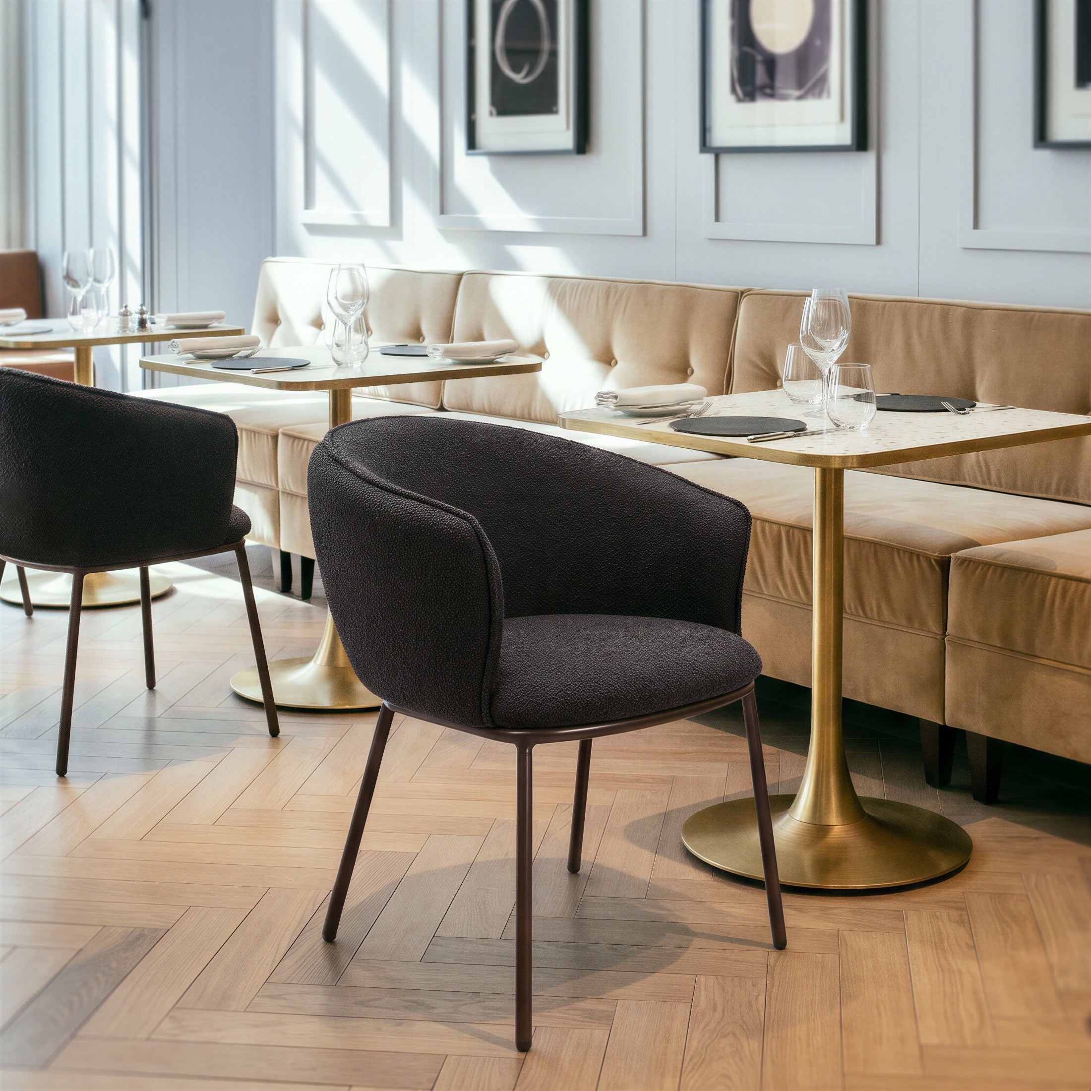 Spot Bistro Table Beige & Gold