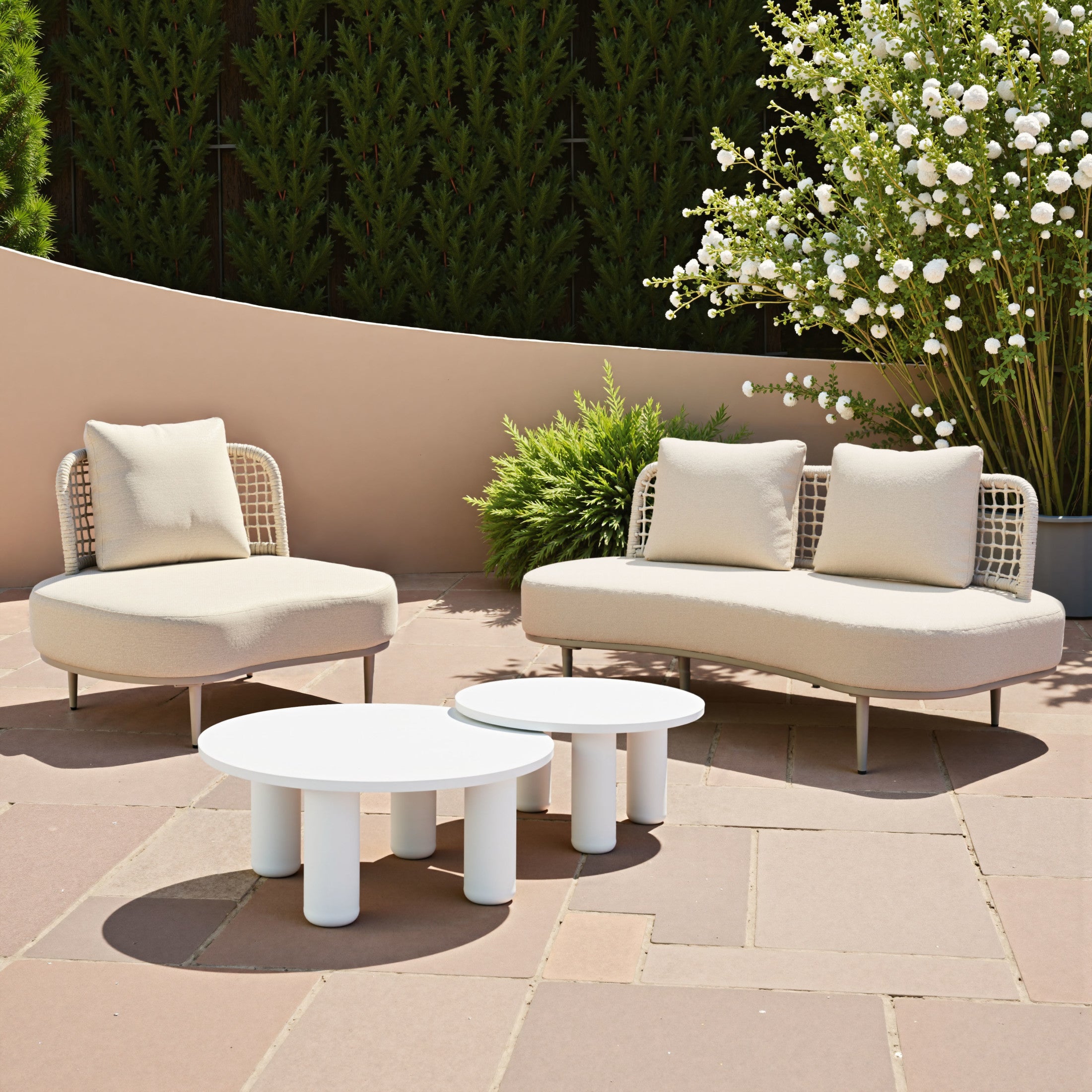 Ruhe Sofa Beige